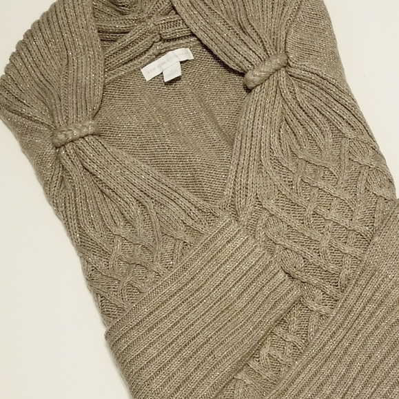 Sweater - Picture 3 of 7